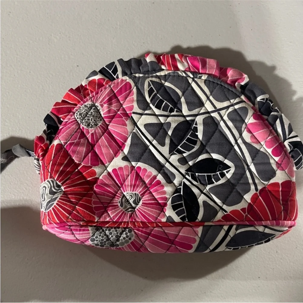 Vera Bradley Pink Black White Quilted Floral Cosmetic Bag